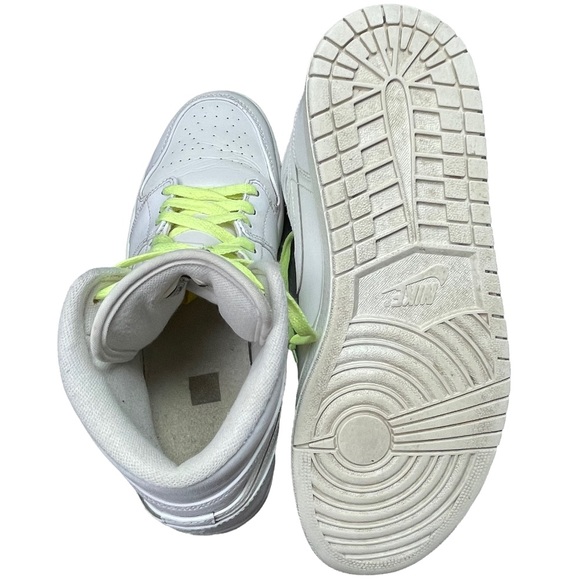 Air Jordan 1 Mid (2012) 554724-100 size Men’s 11 no box CLEAN - Picture 8 of 12